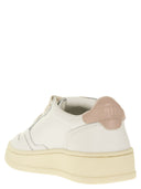 Autry Medalist Low Leather Sneakers
