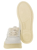 Autry Medalist Low Leather Sneakers