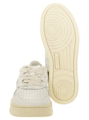 Autry Medalist Low Leather Sneakers