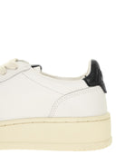 Autry Medalist Low Leather Sneakers