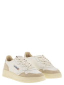 Autry Medalist Low Leather Sneakers