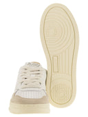Autry Medalist Low Leather Sneakers