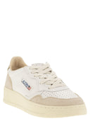 Autry Medalist Low Leather Sneakers