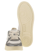 Autry Medalist Low Leather Sneakers