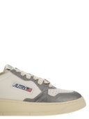 Autry Medalist Low Leather Sneakers