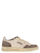 Autry Super Vintage Leather Sneakers