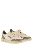 Autry Super Vintage Leather Sneakers