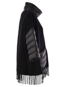 Herno Wool Poncho met down -details