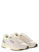 Zapatillas Autry Hyperway de ante y malla
