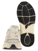 Autry Hyperway Sneakers