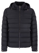 Moncler Arneb قصيرة أسفل سترة مع غطاء محرك السيارة