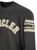 자수 모노그램을 가진 Moncler Wool 점퍼