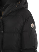 Moncler Chamer Long Down Jacket met kap en wolafwerking