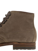 Boot à lacets d'Alden Suede