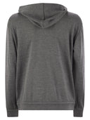 قميص من النوع الثقيل من الحرير والقطن من برونيلو كوتشينيللي مع المجوهرات