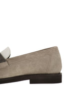Brunello Cucinelli Suede Moccasin med dyrbar klämma