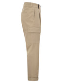 Pantalones de zanahoria de carga de peseros en gabardina de algodón