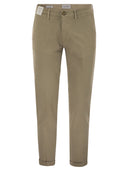 Re Has H Mucha Stretch Cotton And Lyocell Chino
