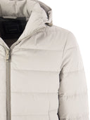 Herno mittelschwere Jacke mit Kapuze