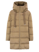 Herno eine Form -Down -Jacke mit Kapuze