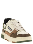 أوتري سي إل سي للنساءs مدرب الجلود