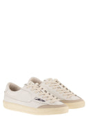 Autry Windscape Low Leather Trainers With Suede Inserts