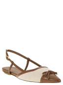 Stuart Weitzman Kitty leer en linnen slingback