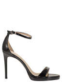 Stuart Weitzman Sandali con plateau in pelle lucida e tacco a spillo