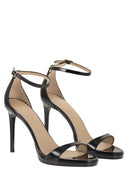 Stuart Weitzman Sandali con plateau in pelle lucida e tacco a spillo