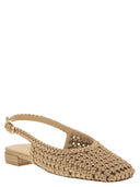 Stuart Weitzman Slingback-Flats aus gewebtem Satin mit spitzer Zehenpartie