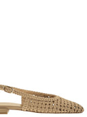 Stuart Weitzman Slingback-Flats aus gewebtem Satin mit spitzer Zehenpartie