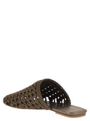 Stuart Weitzman – Marina – Mules aus gewebtem Satin mit spitzer Zehenpartie
