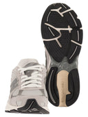 New Balance U2010 Trainers With Side Logo