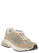 New Balance U2010 Trainers With Side Logo