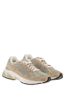 New Balance U2010 Trainers With Side Logo