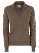 Vanisé Patty V Neck Jumper With Polo Collar