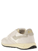 Autry Reelwind suede en technische textieltrainer