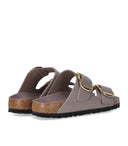 Birkenstock亚利桑那州大扣高光泽褪色的紫色凉鞋