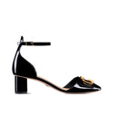 Bombas de patente de Dior C'est