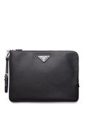 Prada-Clutch aus Leder mit dreieckigem Logo