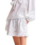 Shorts blancos de hazer de hazer de hazer