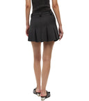 تنورة مصغرة غاني سوداء