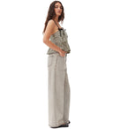 جاني لامعة تحقق الأعلى