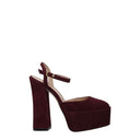 Zamszowe sandały damskie Stuart Weitzman Skyhi Czerwone/Cabernet