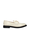 Chloé Mujers Mocasines de piel beige/cáscara de huevo