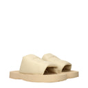 Burberry Slippers En Clogs Damess Leer Beige/Boter