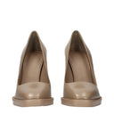 Salvatore Ferragamo Anser Décolleté Women's Beige Leather