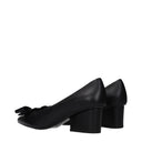 Salvatore Ferragamo Viva Donna Leather Décolleté Black