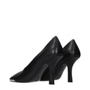 Burberry Women's Low Cut Leather Black
