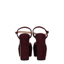 Zamszowe sandały damskie Stuart Weitzman Skyhi Czerwone/Cabernet